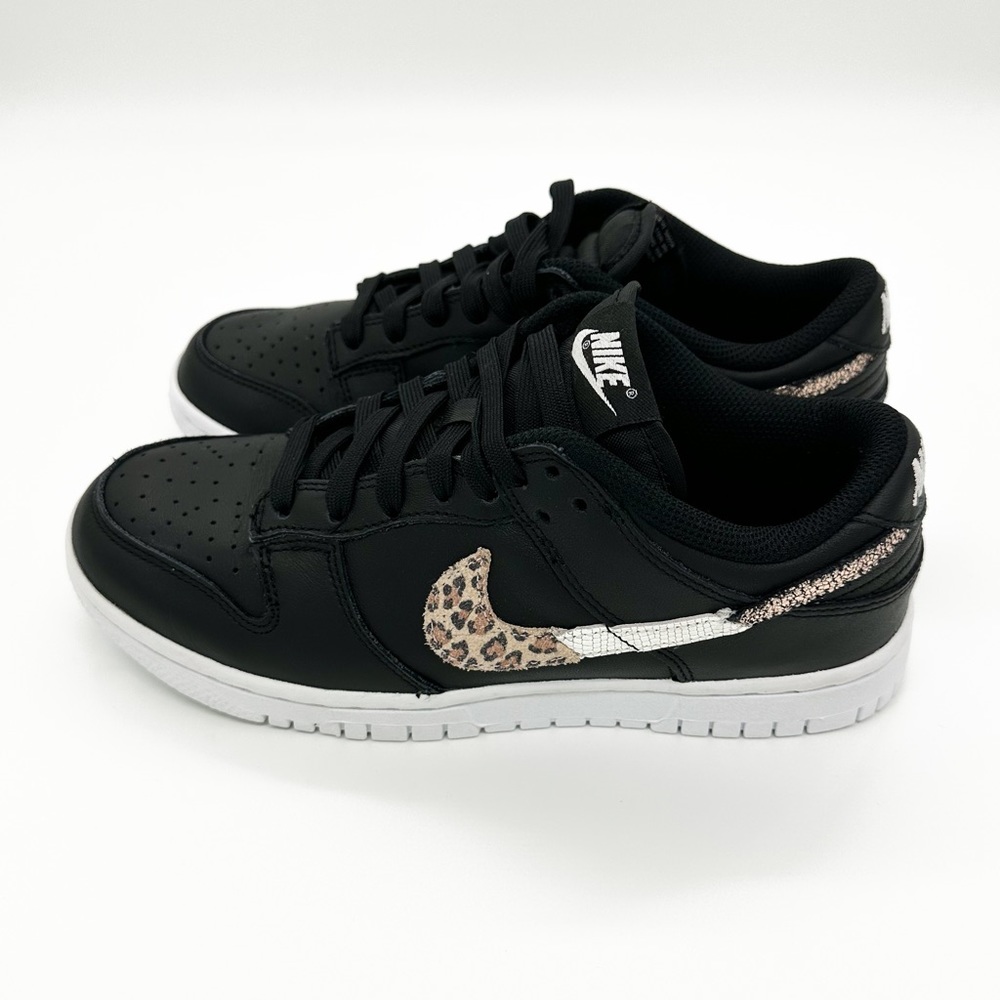 NIKE Dunk Low SE sneakers